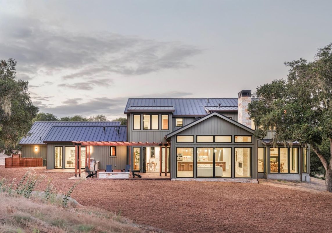 Backyard, Exterior, Facade, Farmhouse