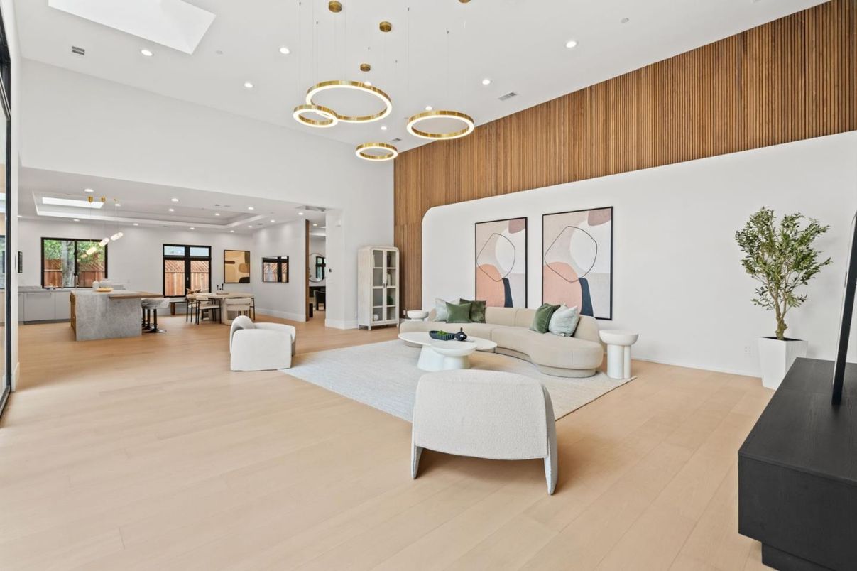 Dining room, Interior, Living room, Pendant Lights, Recessed Lighting, Wood Texture Flooring