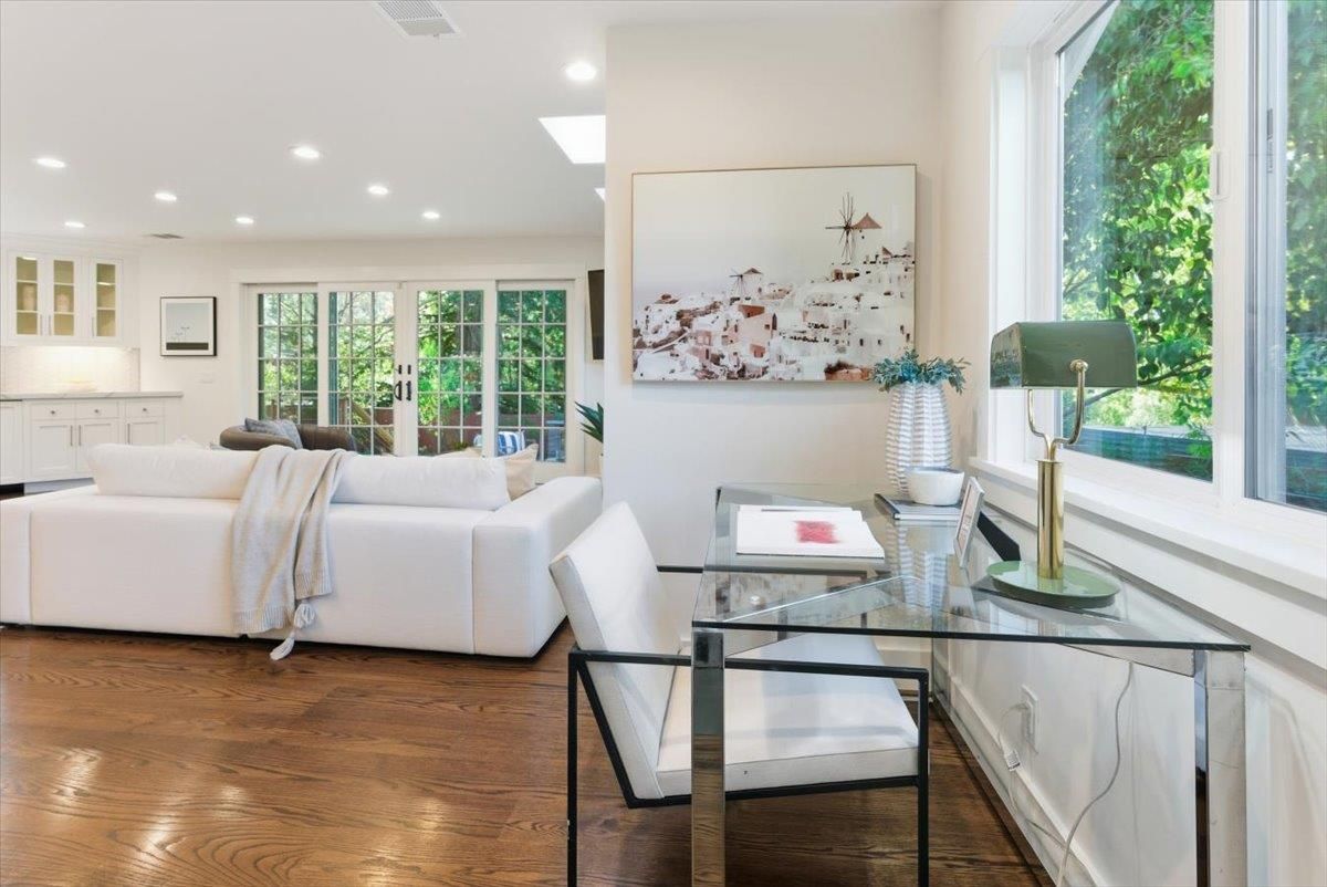 Home Office, Interior, Living room, Recessed Lighting, Wood Texture Flooring