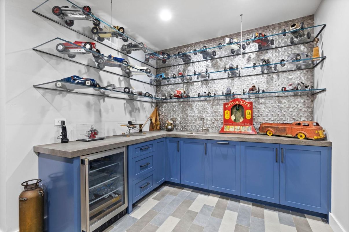 Interior, Recessed Lighting