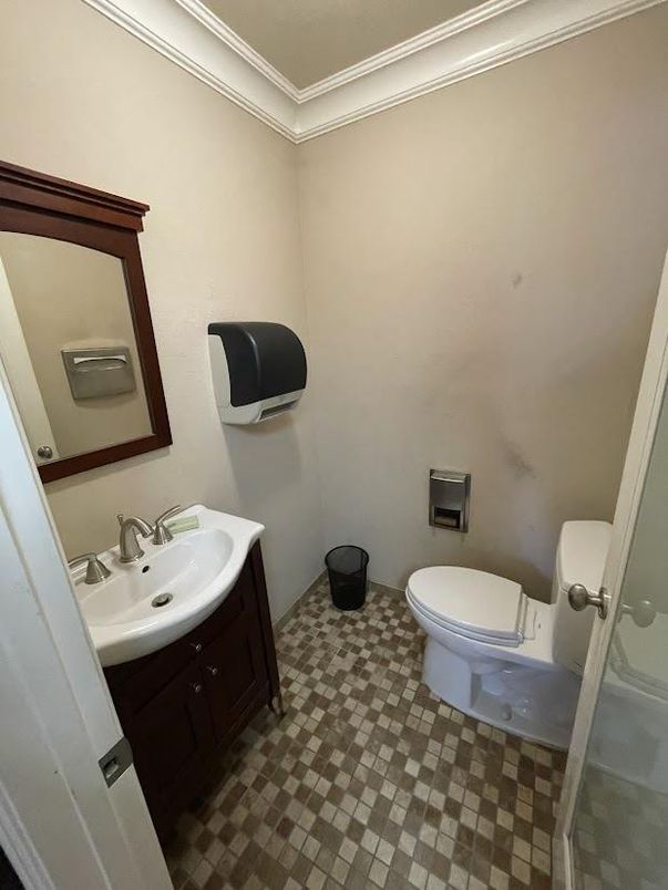 Bathroom, Interior
