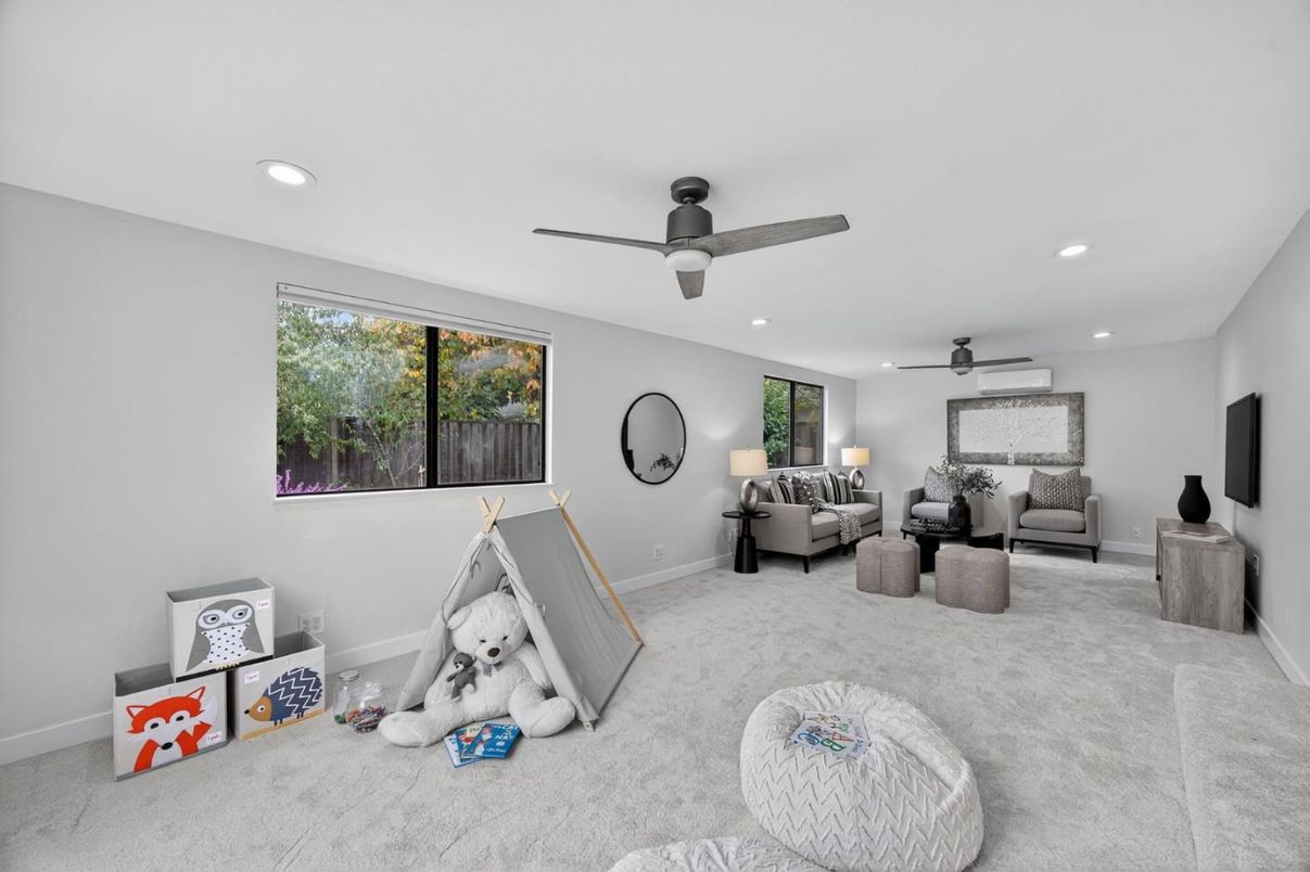 Interior, Living room, Recessed Lighting