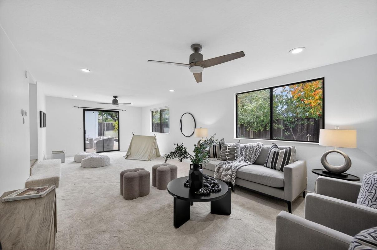 Interior, Living room, Recessed Lighting