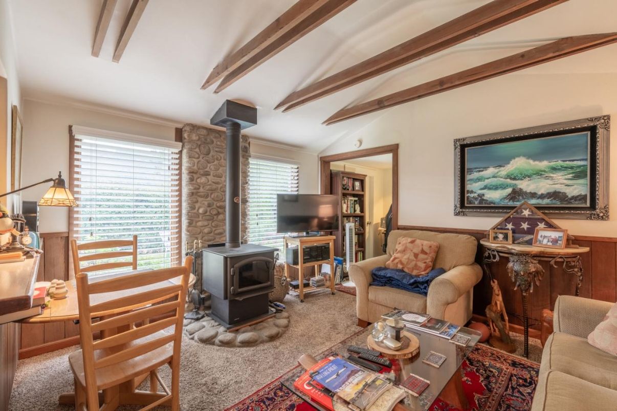 Fireplace, Interior, Living room