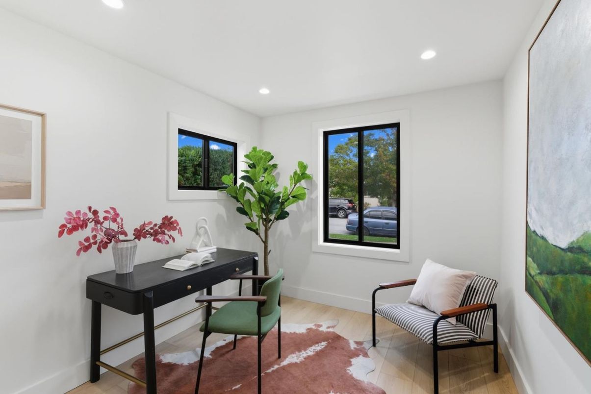 Home Office, Interior, Recessed Lighting, Wood Texture Flooring