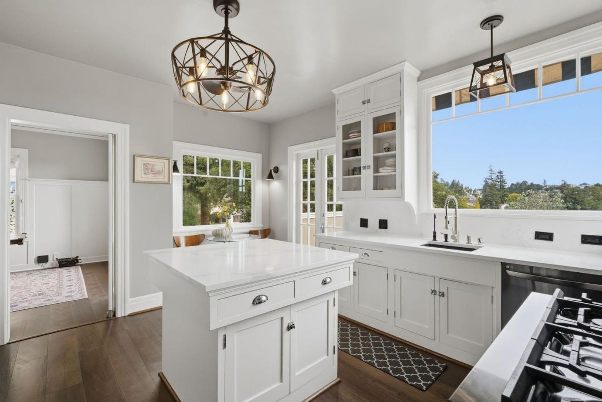 Chandelier, Interior, Kitchen, Pendant Lights, Wood Texture Flooring