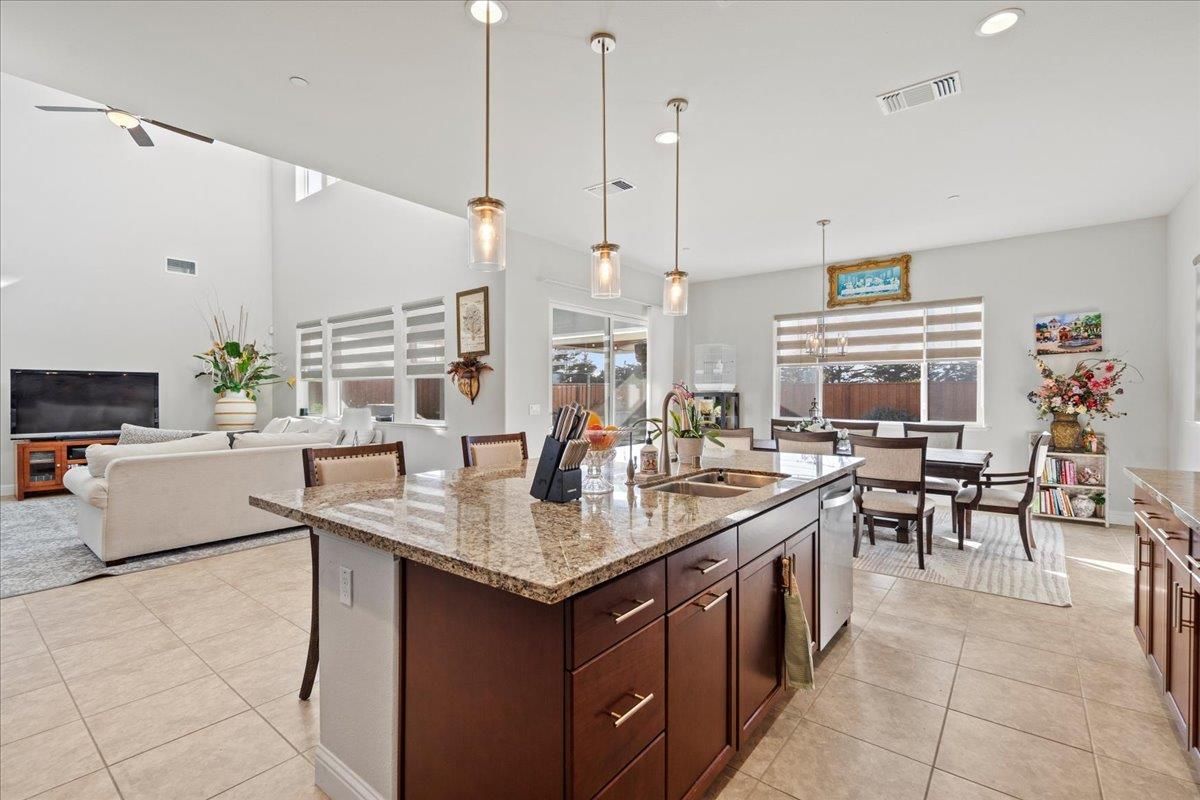 Dining room, Interior, Kitchen, Living room, Pendant Lights, Recessed Lighting