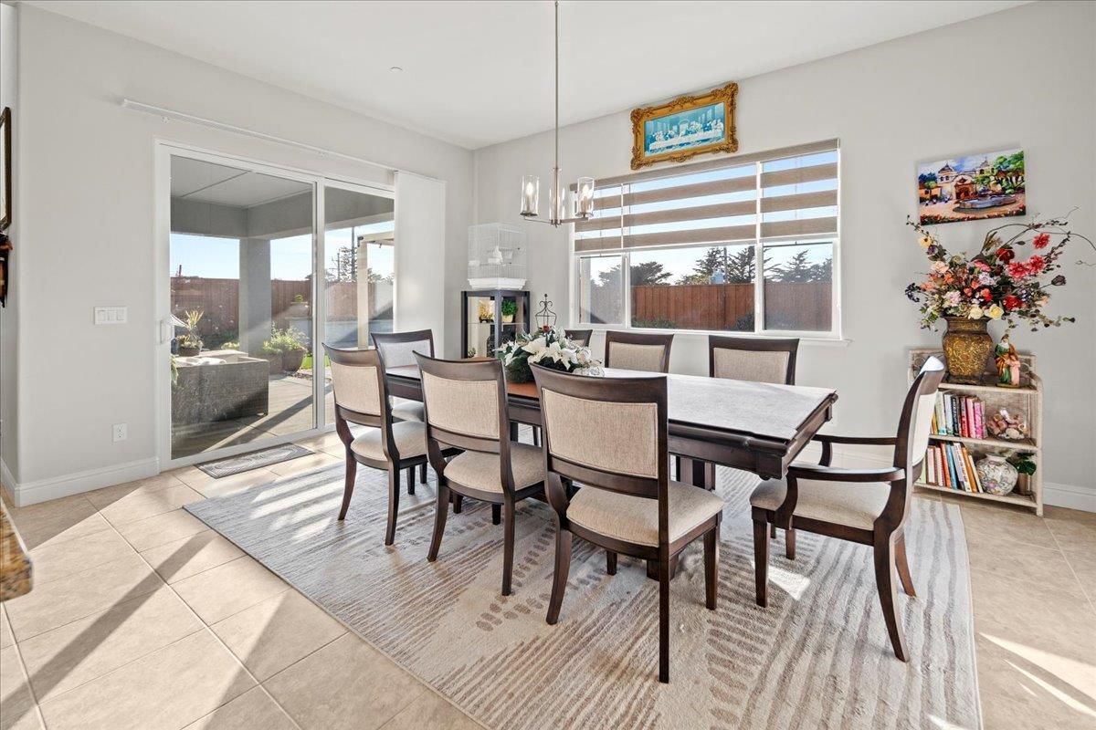 Dining room, Interior, Pendant Lights