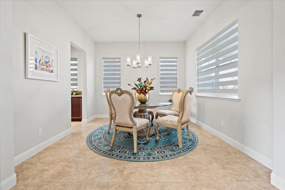 Chandelier, Dining room, Interior, Pendant Lights