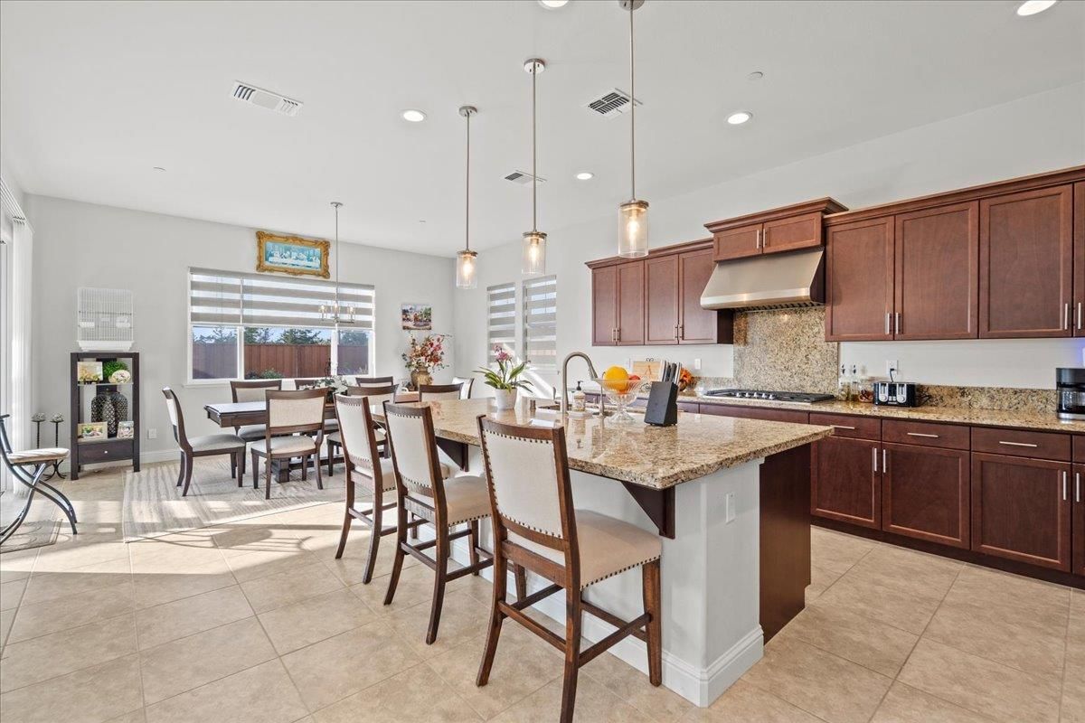 Dining room, Interior, Kitchen, Pendant Lights, Recessed Lighting, Stainless Steel Appliances