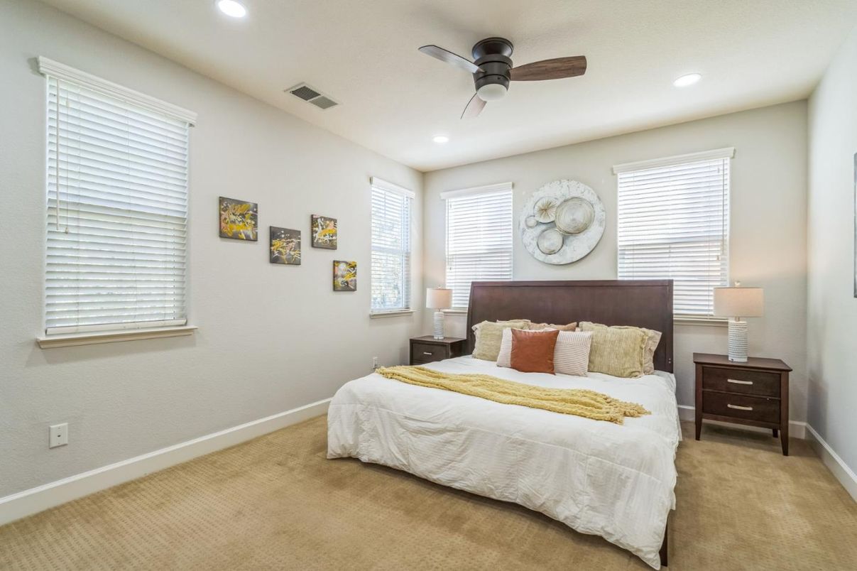 Bedroom, Interior, Recessed Lighting