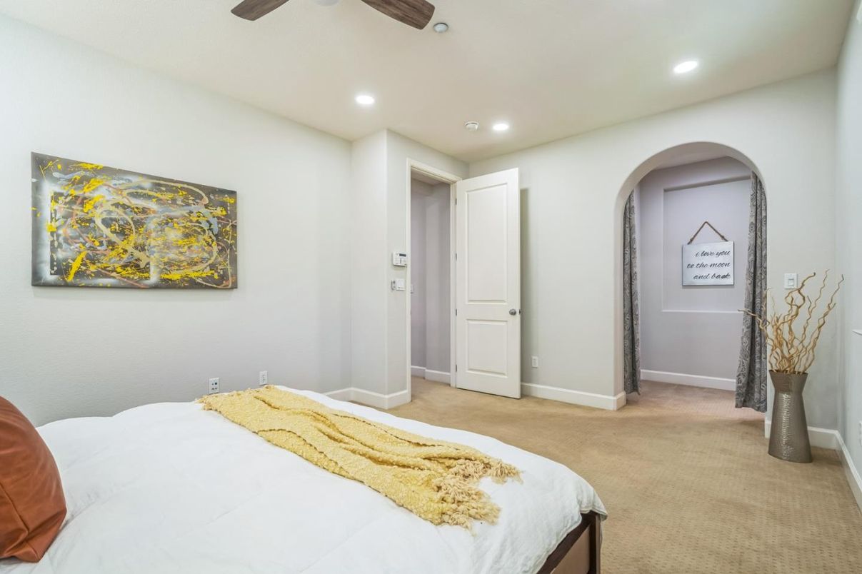 Bedroom, Interior, Recessed Lighting