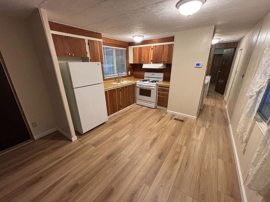 Interior, Kitchen, Wood Texture Flooring