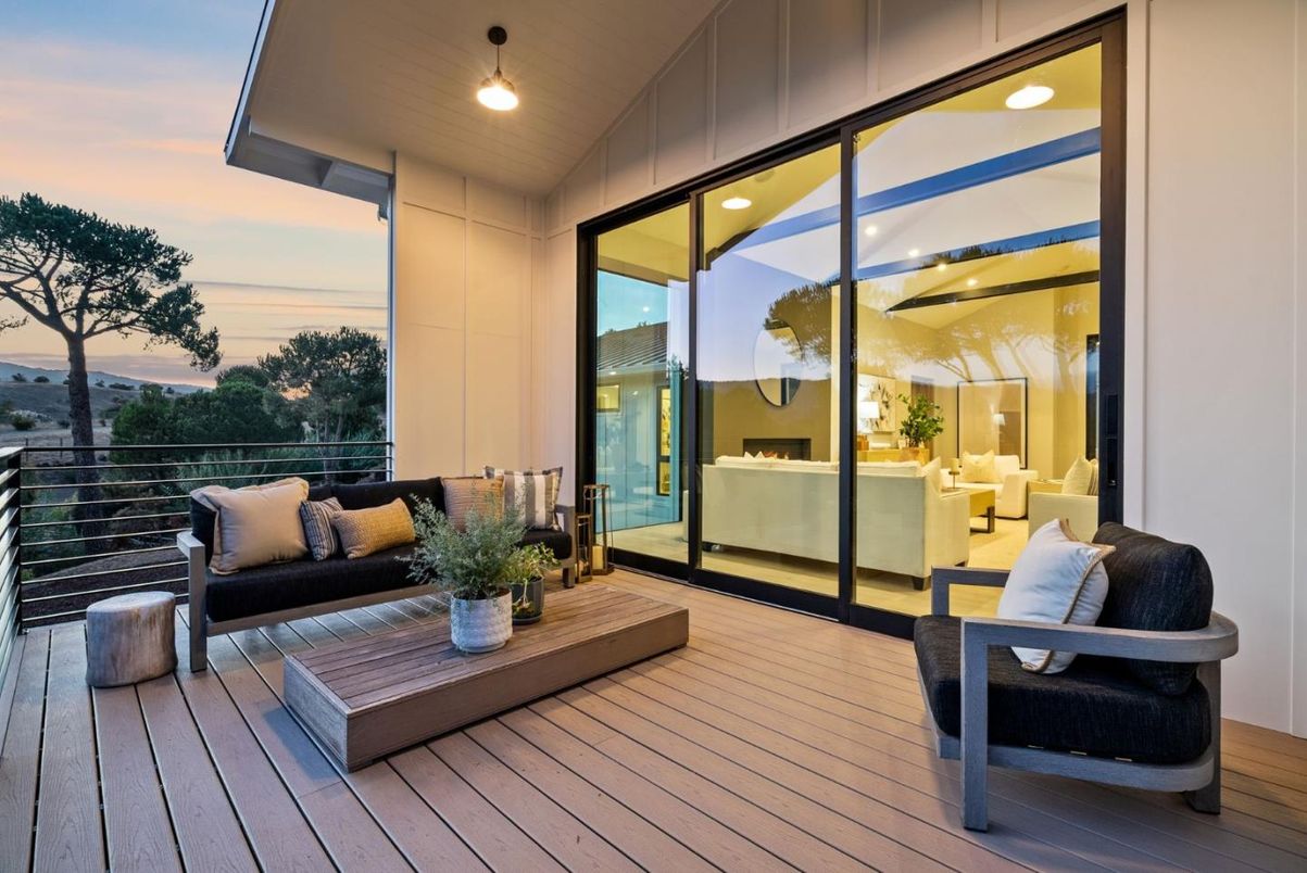 Exterior, Wood Texture Flooring