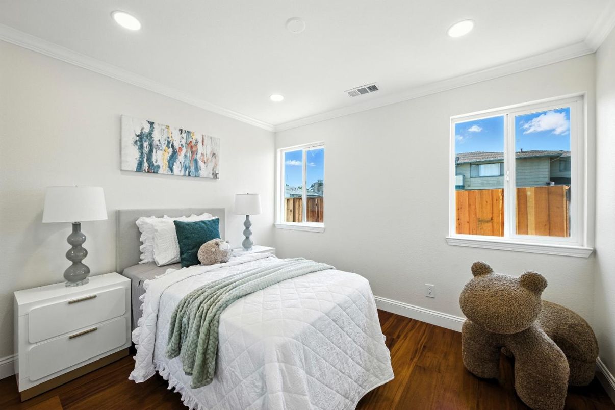 Bedroom, Interior, Recessed Lighting, Wood Texture Flooring