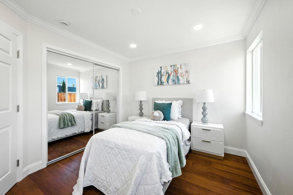 Bedroom, Interior, Recessed Lighting, Wood Texture Flooring