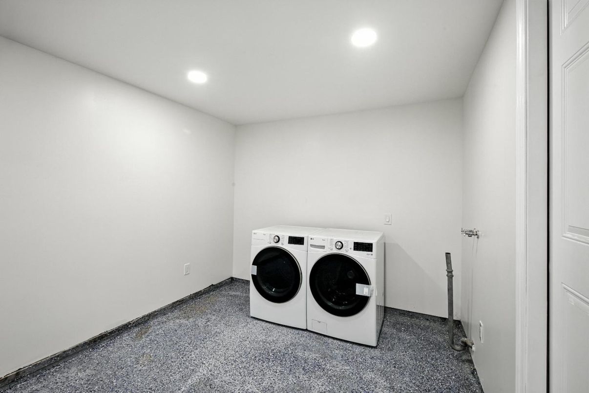 Interior, Recessed Lighting, Washer
