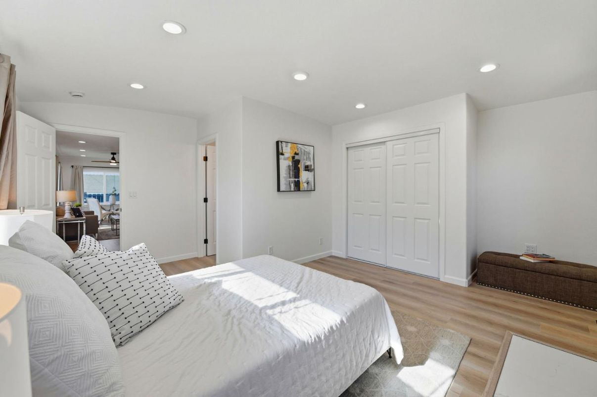 Bedroom, Interior, Recessed Lighting, Wood Texture Flooring