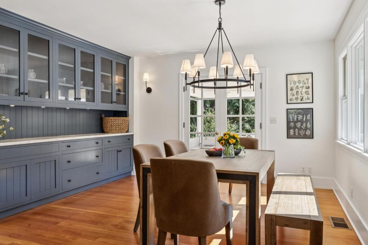 Chandelier, Dining room, Interior, Wood Texture Flooring