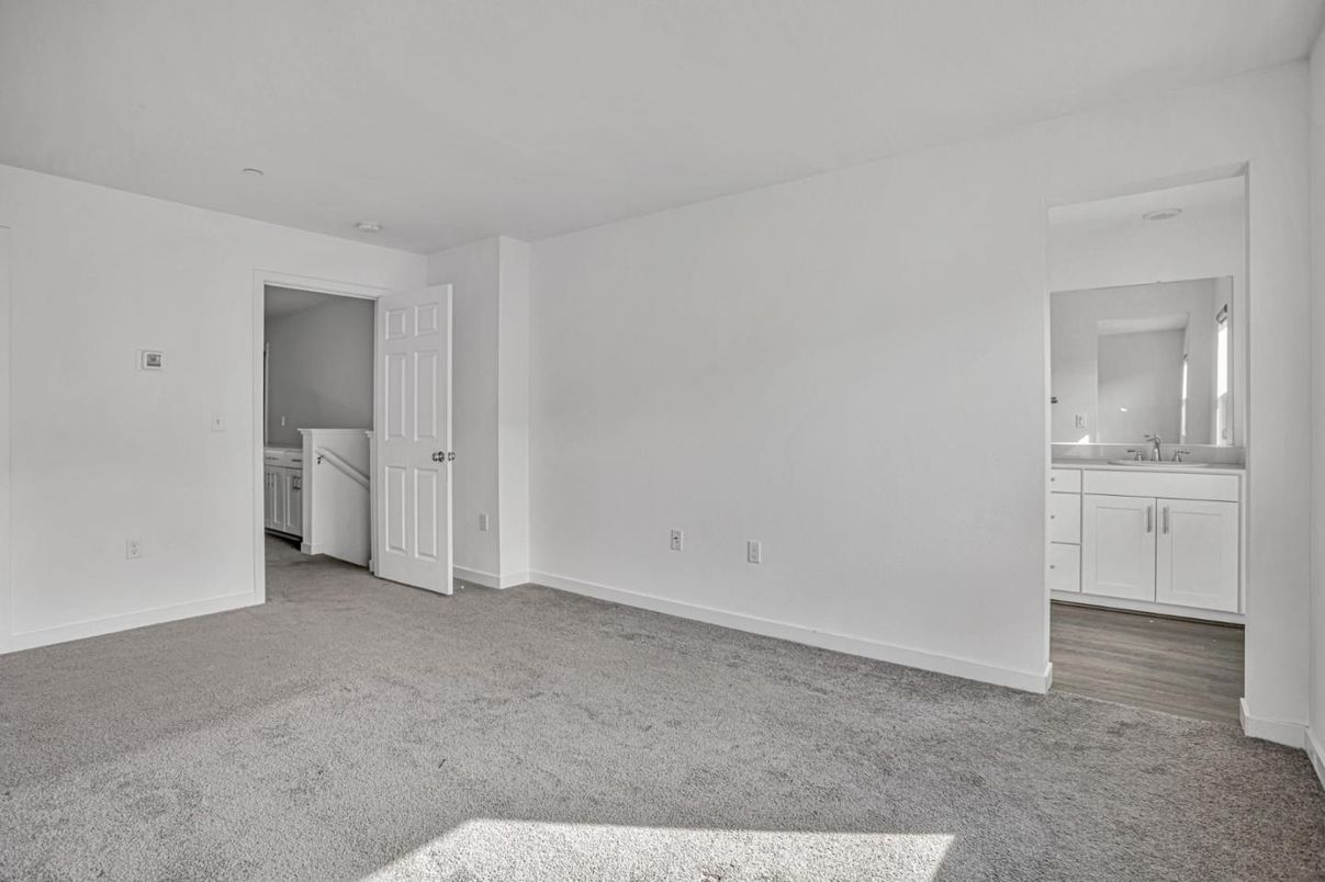 Bathroom, Empty room, Interior