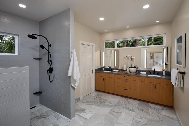 Bathroom, Dual Sink Vanities, Interior, Marble, Recessed Lighting