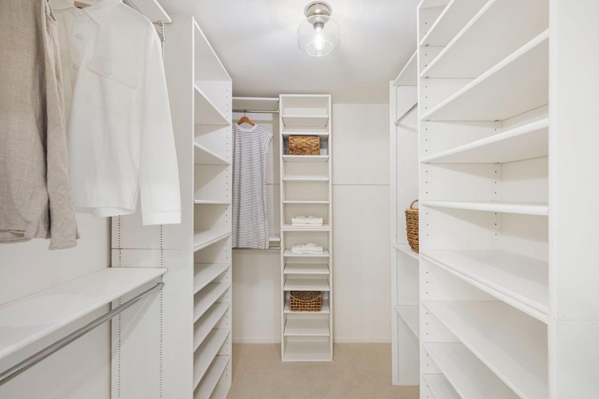 Interior, Walk-in Closets