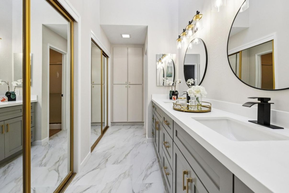 Bathroom, Dual Sink Vanities, Interior, Marble, Recessed Lighting