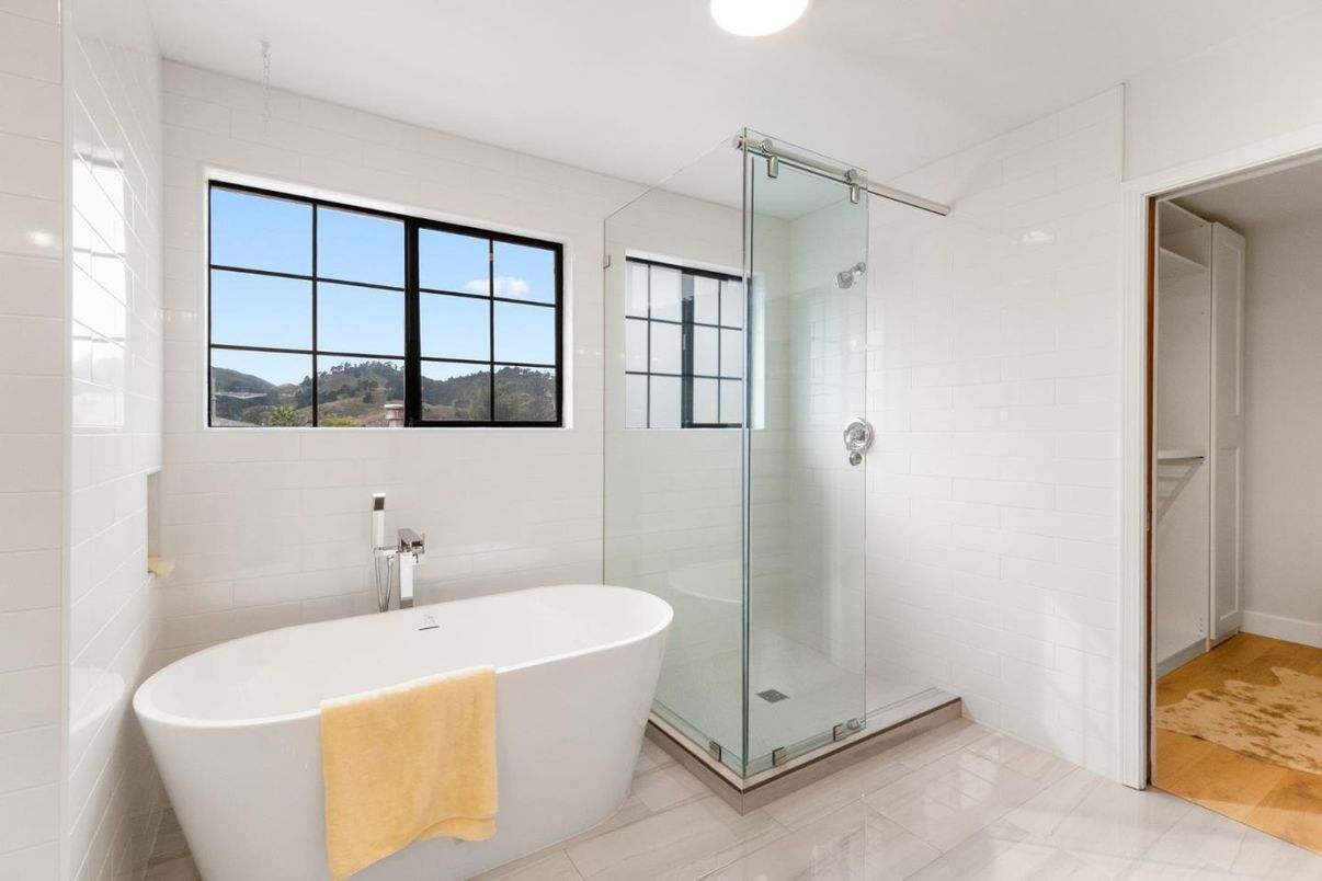Bathroom, Free Standing Baths, Glass Shower, Interior, Recessed Lighting