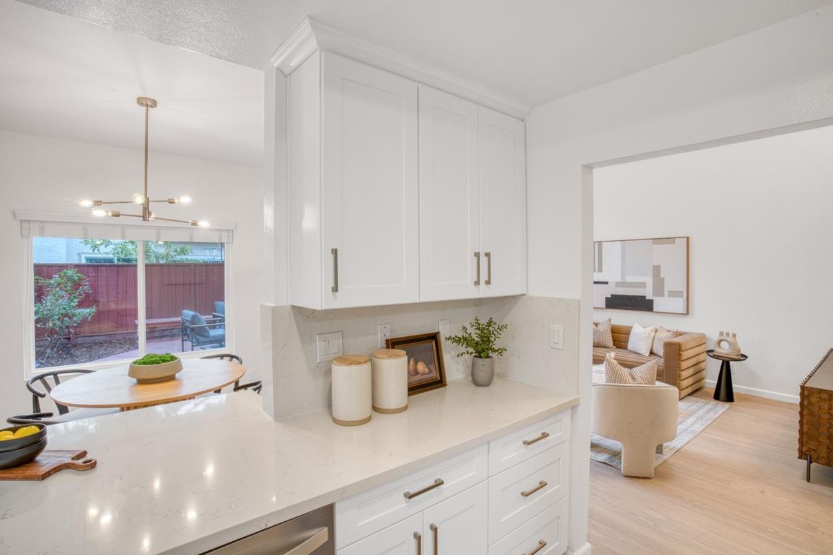 Interior, Kitchen, Pendant Lights, Wood Texture Flooring