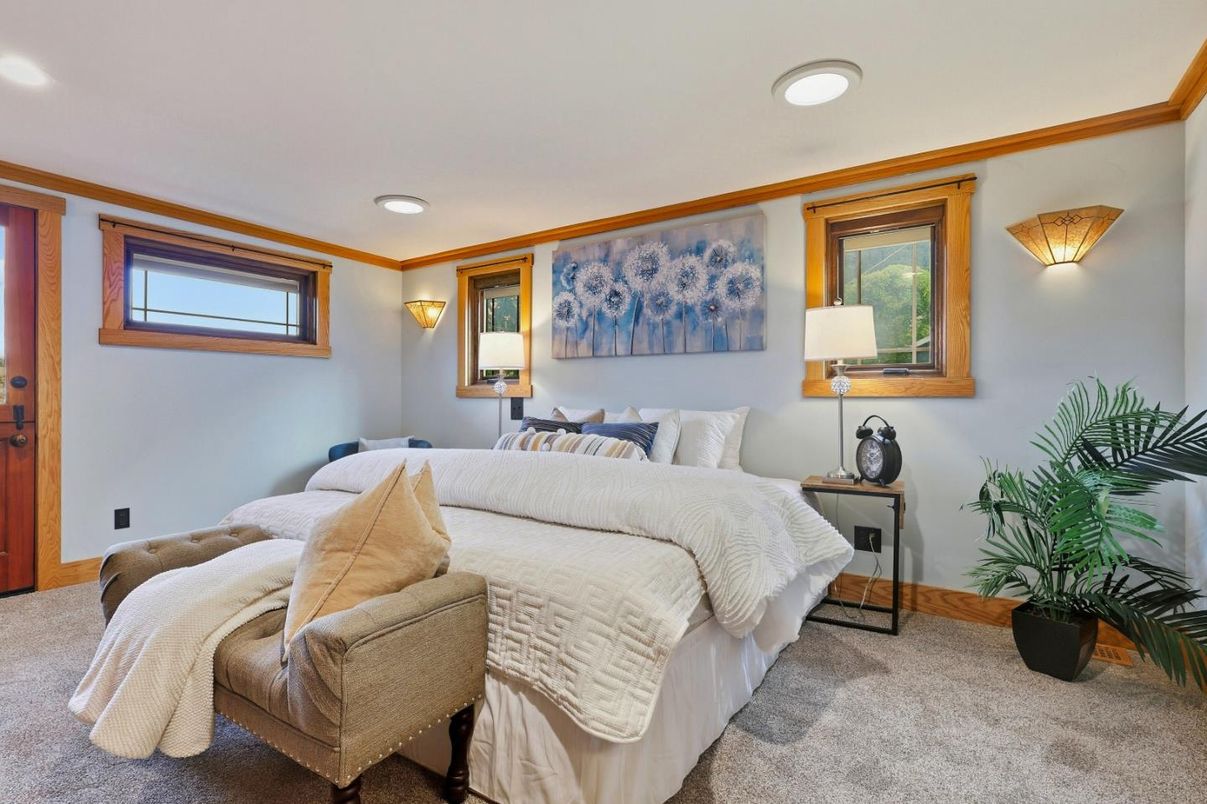 Bedroom, Interior, Recessed Lighting