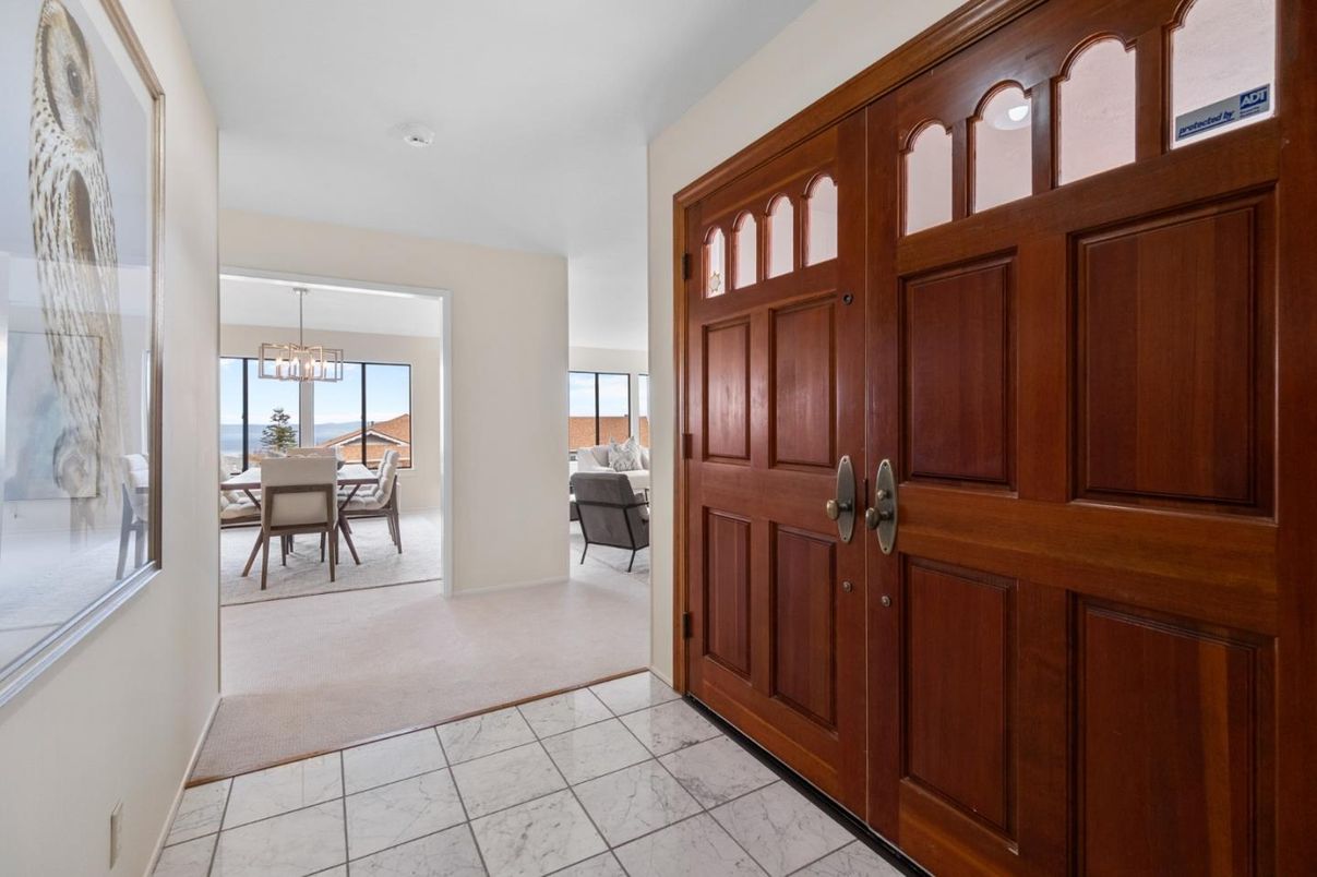 Chandelier, Dining room, Interior