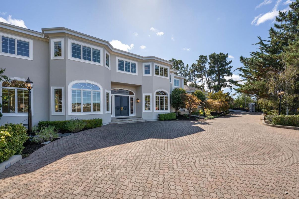 Backyard, Exterior, Facade, French Provincial