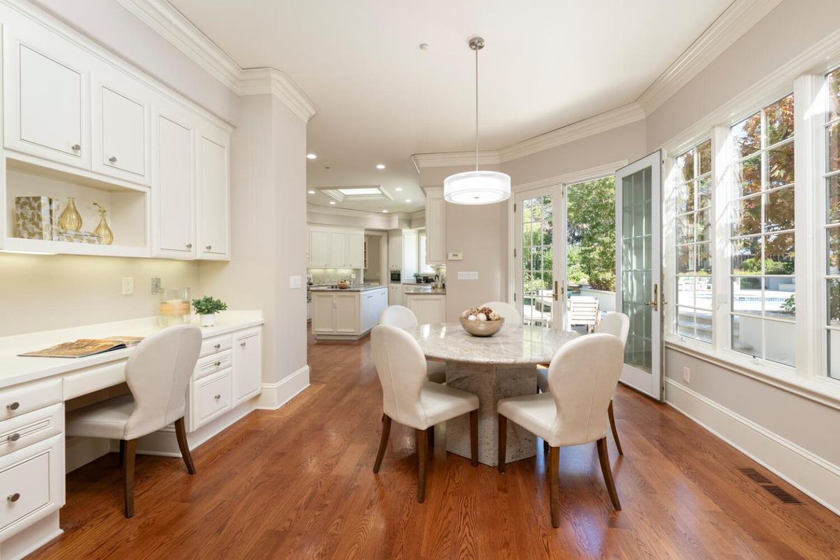 Dining room, Interior, Kitchen, Pendant Lights, Recessed Lighting, Wood Texture Flooring