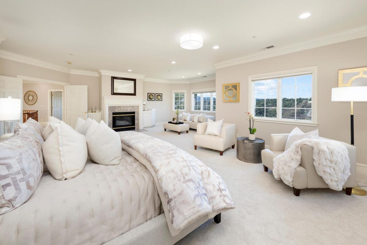 Bedroom, Fireplace, Interior, Recessed Lighting