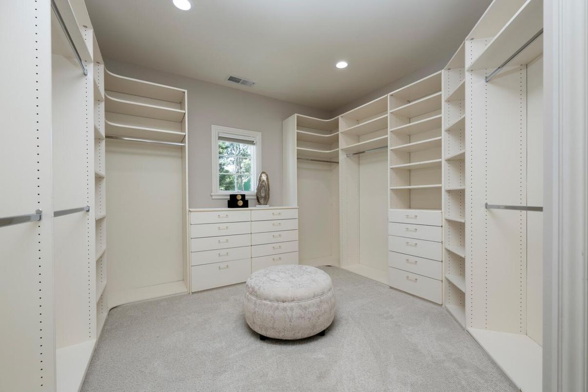Interior, Recessed Lighting, Walk-in Closets