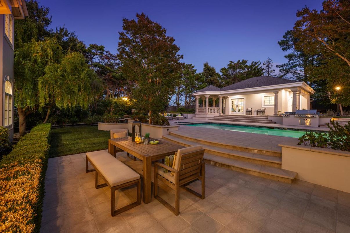 Backyard, Exterior, Outdoor Kitchen, Pool