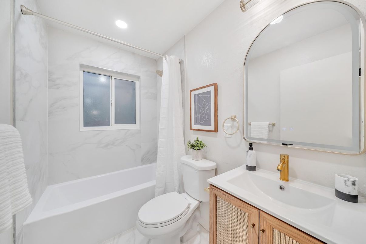 Bathroom, Interior, Marble Walls, Recessed Lighting