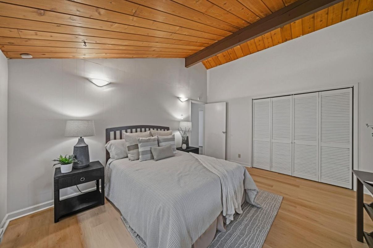 Bedroom, Interior, Wooden Beams, Wooden Ceilings, Wood Texture Flooring