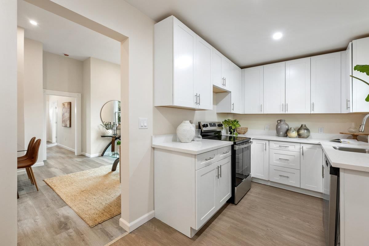 Interior, Kitchen, Recessed Lighting, Wood Texture Flooring