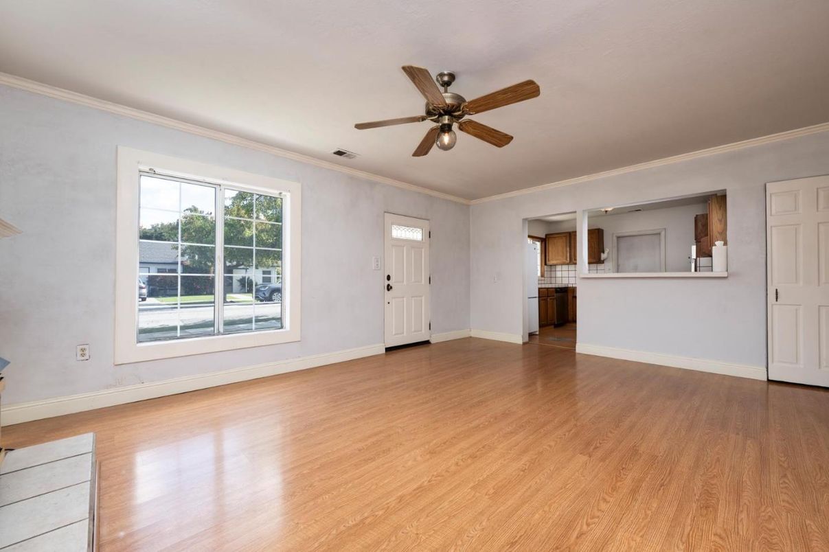 Empty room, Interior, Kitchen, Wood Texture Flooring