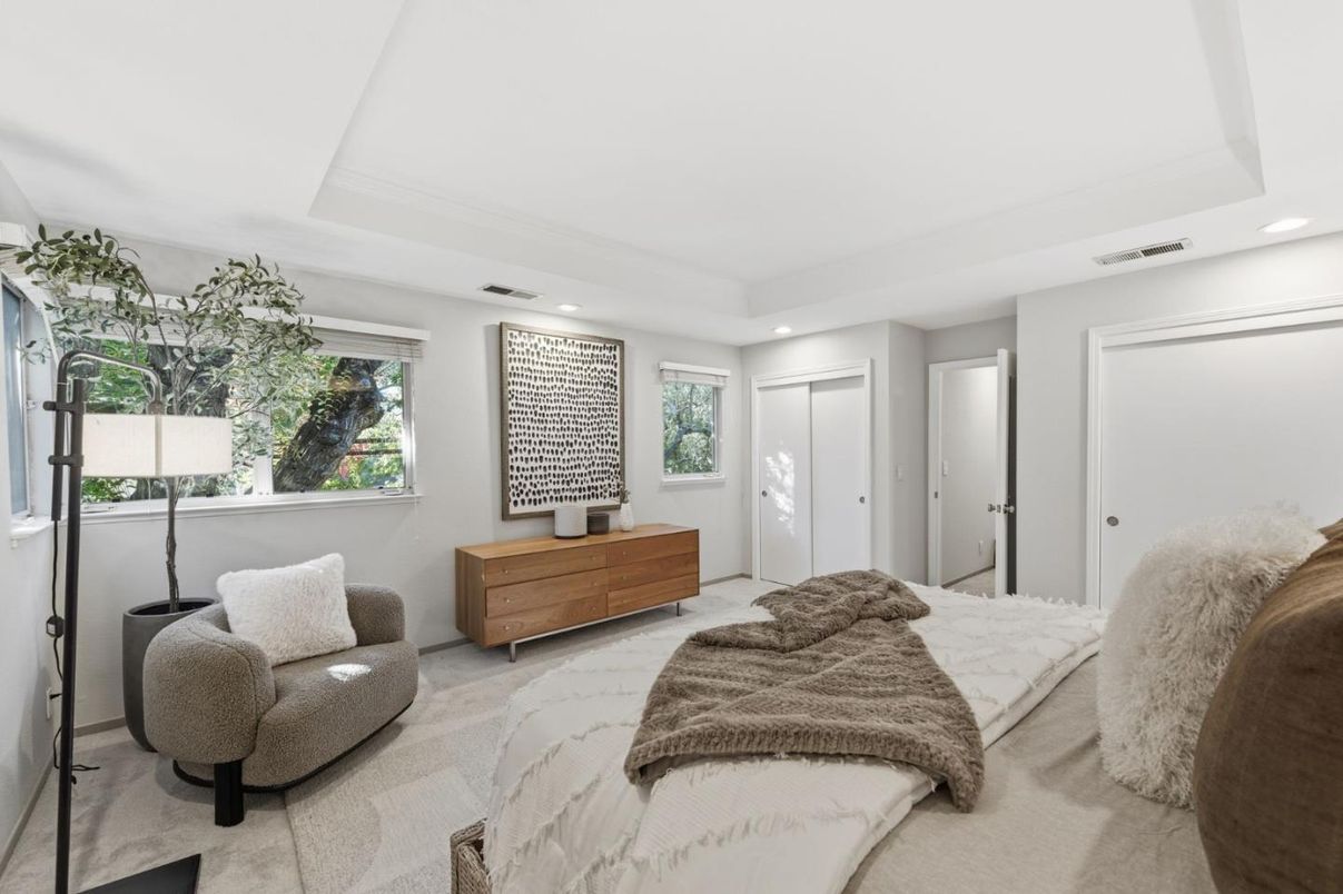 Bedroom, Interior, Recessed Lighting