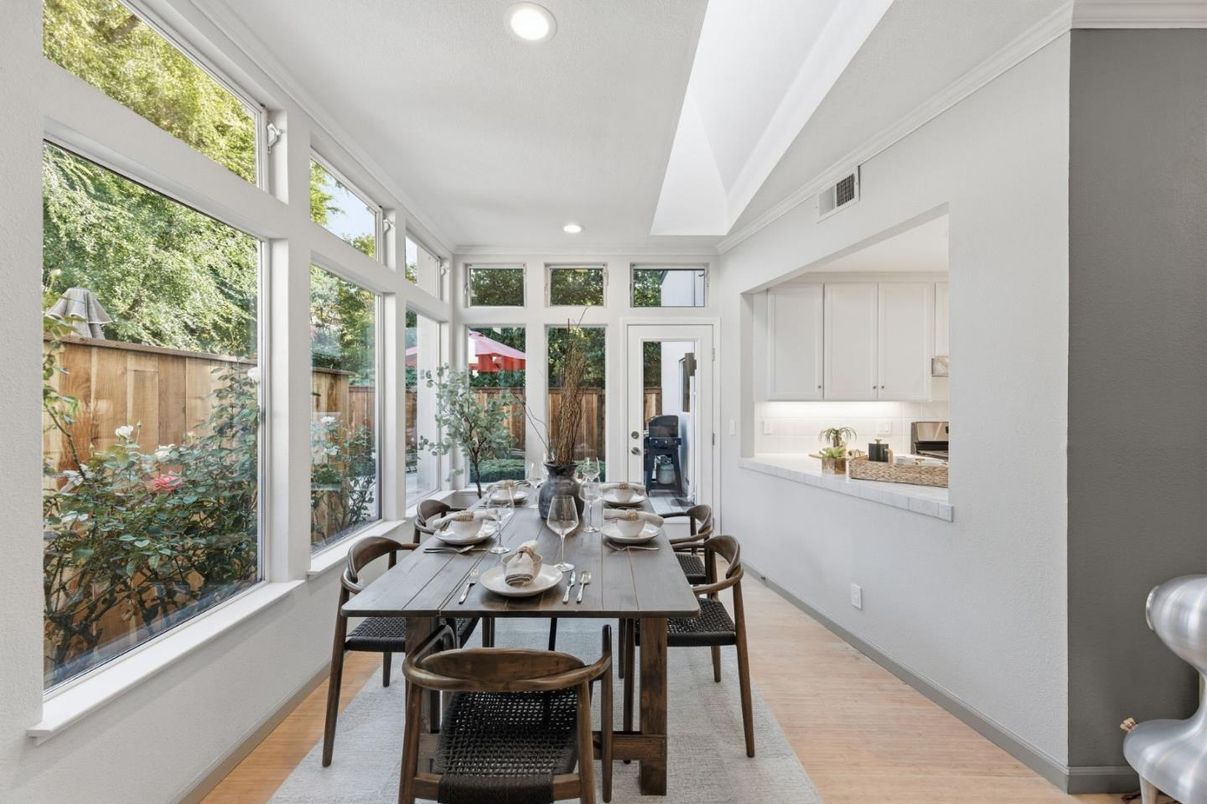 Dining room, Interior, Recessed Lighting, Wood Texture Flooring