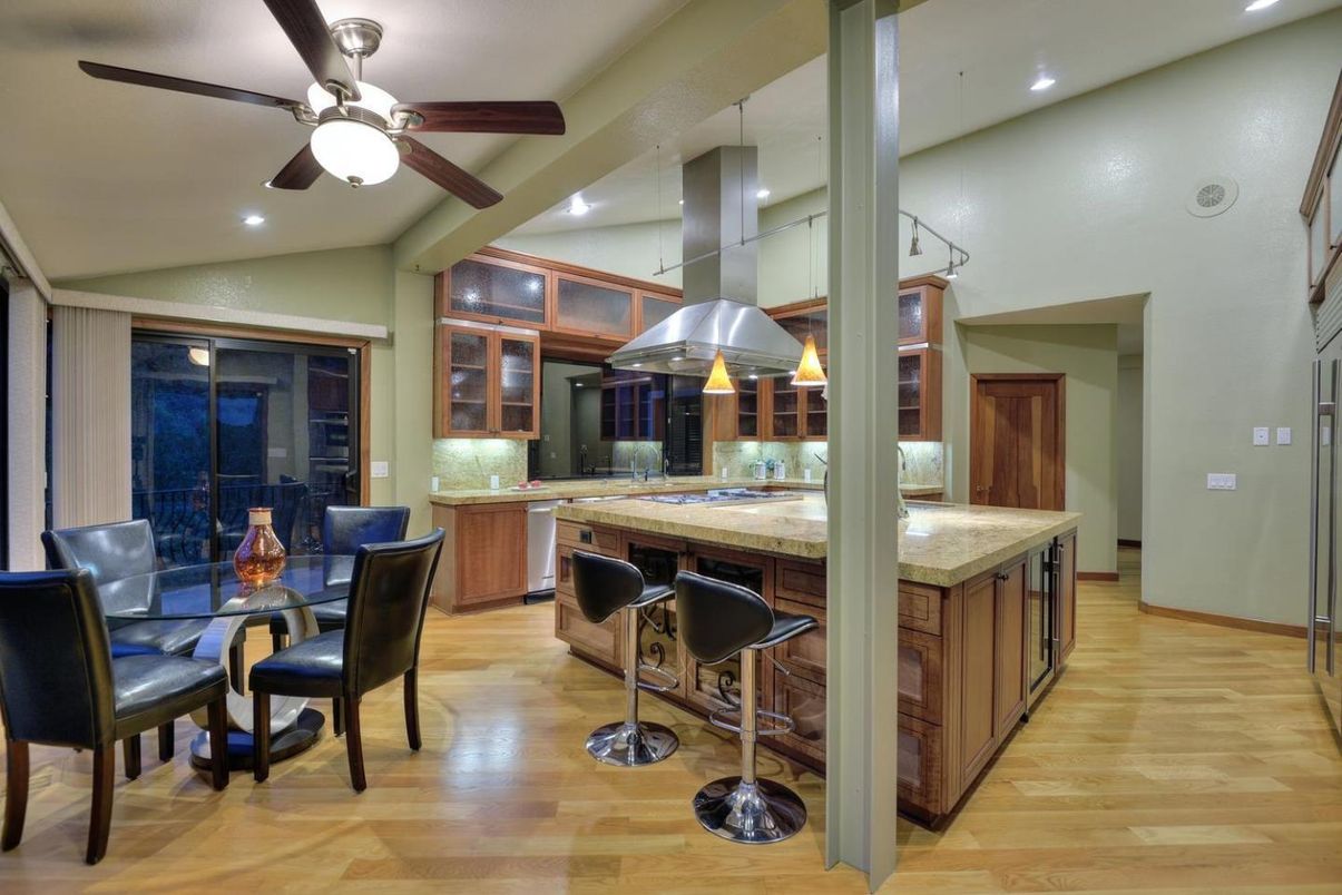 Dining room, Interior, Recessed Lighting, Wood Texture Flooring