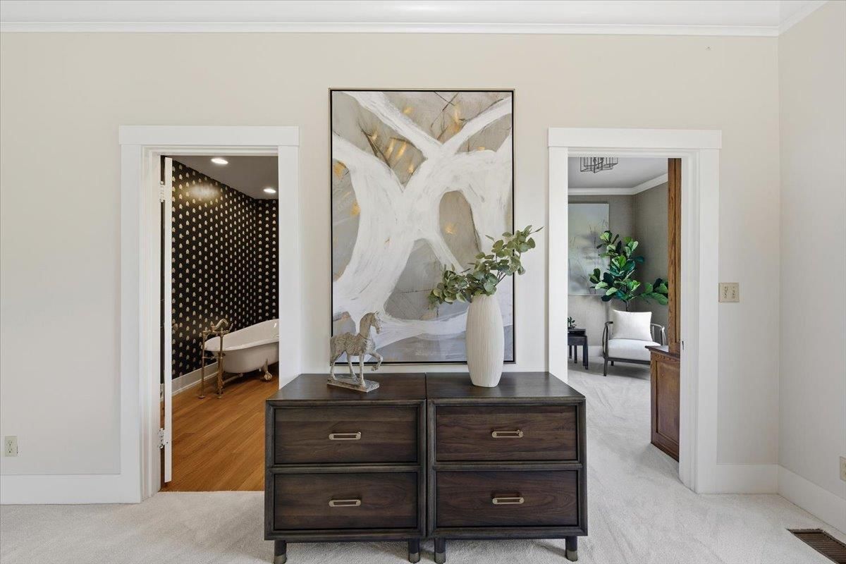 Interior, Recessed Lighting, Wine Storage, Wood Texture Flooring