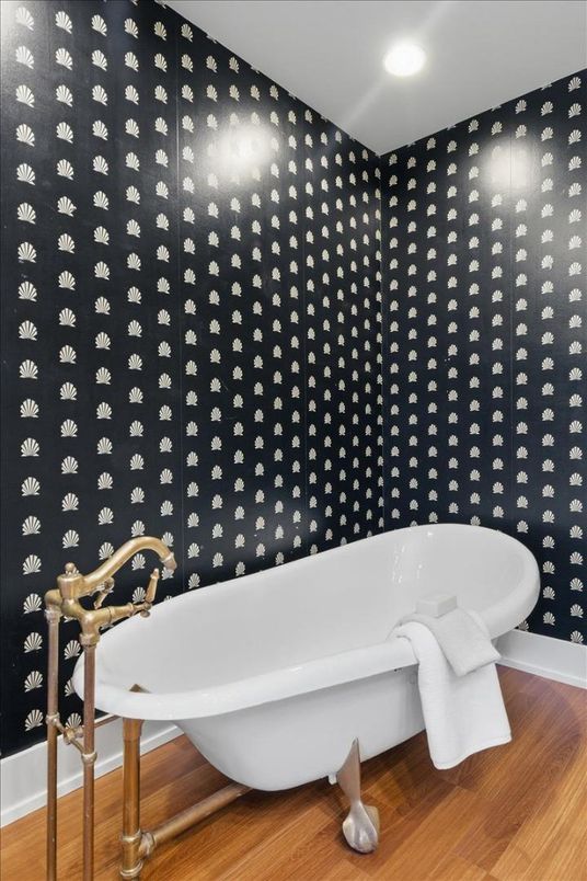 Bathroom, Free Standing Baths, Interior, Recessed Lighting, Wood Texture Flooring