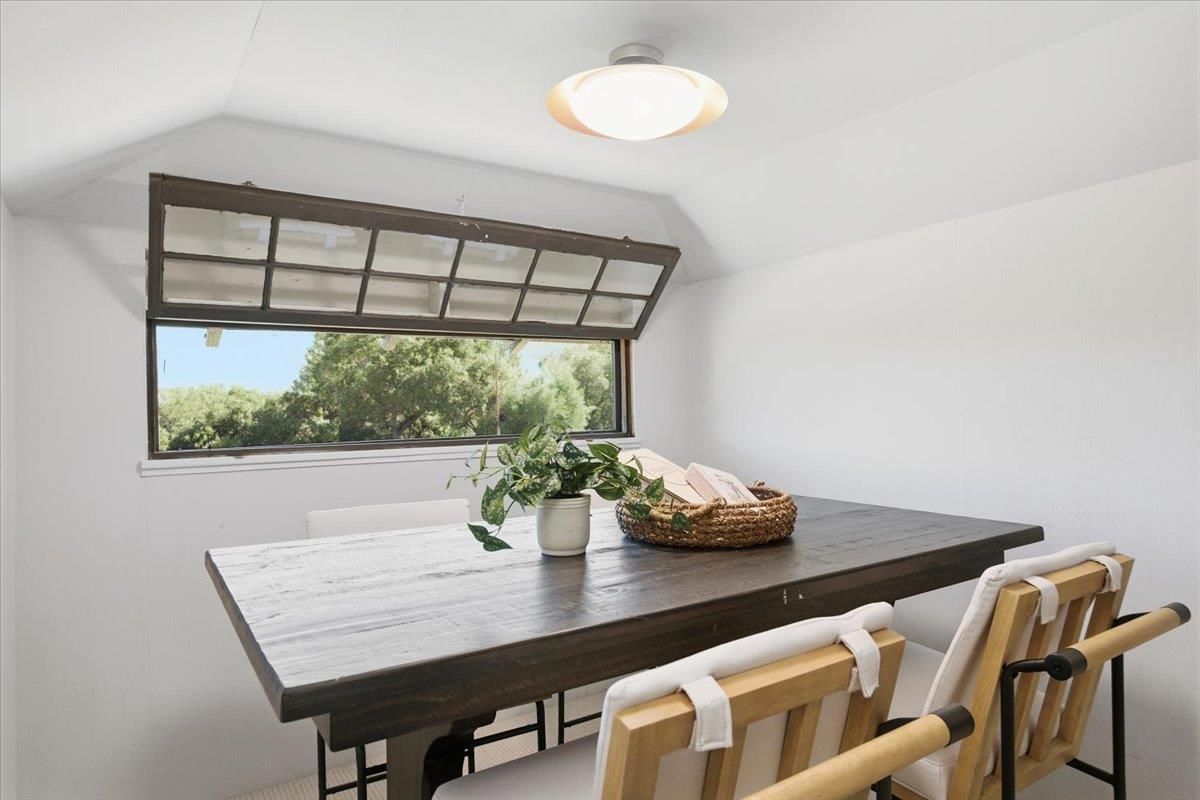 Dining room, Interior