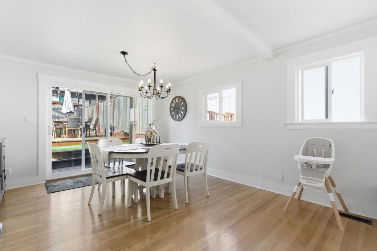 Chandelier, Dining room, Interior, Wood Texture Flooring