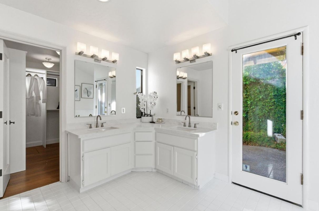 Bathroom, Dual Sink Vanities, Interior, Recessed Lighting, Wood Texture Flooring