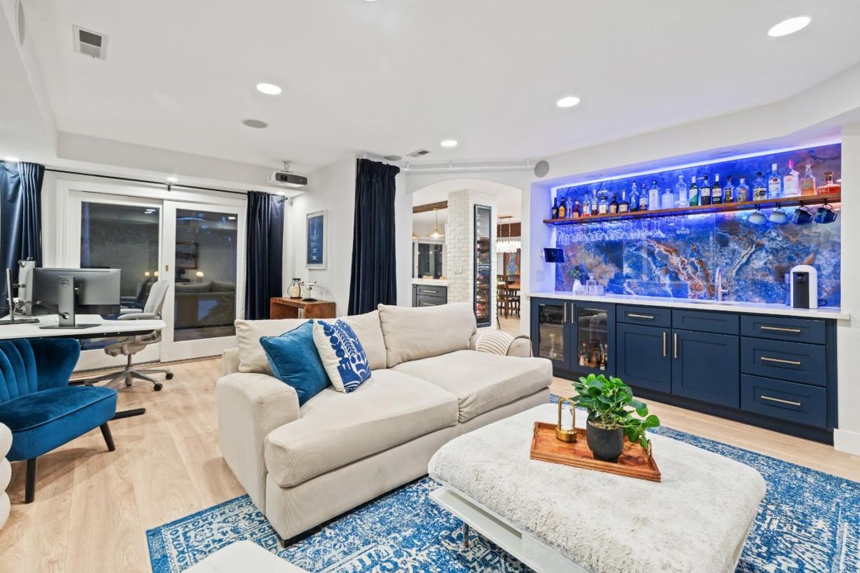 Home Office, Interior, Living room, Recessed Lighting, Wood Texture Flooring