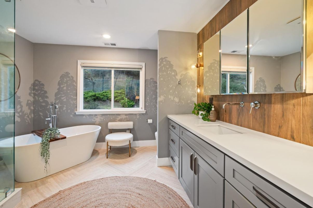 Bathroom, Dual Sink Vanities, Free Standing Baths, Interior, Recessed Lighting, Wood Texture Flooring